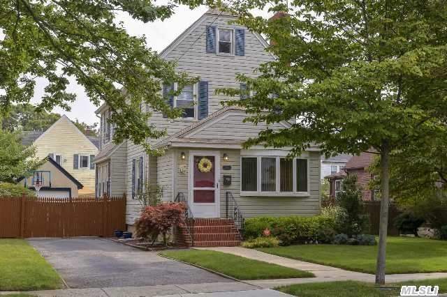 #1 photo, 256 Rider Ave, ナッソー郡 Malverne , NY 11565