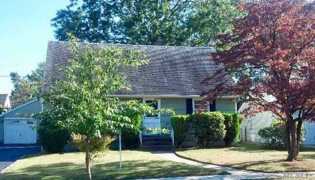 #1 photo, 38 Woodhollow Road, ナッソー郡 Albertson , NY 11507