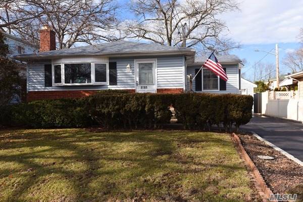 #1 photo, 1691 Lenox Avenue, East Meadow , NY 11554