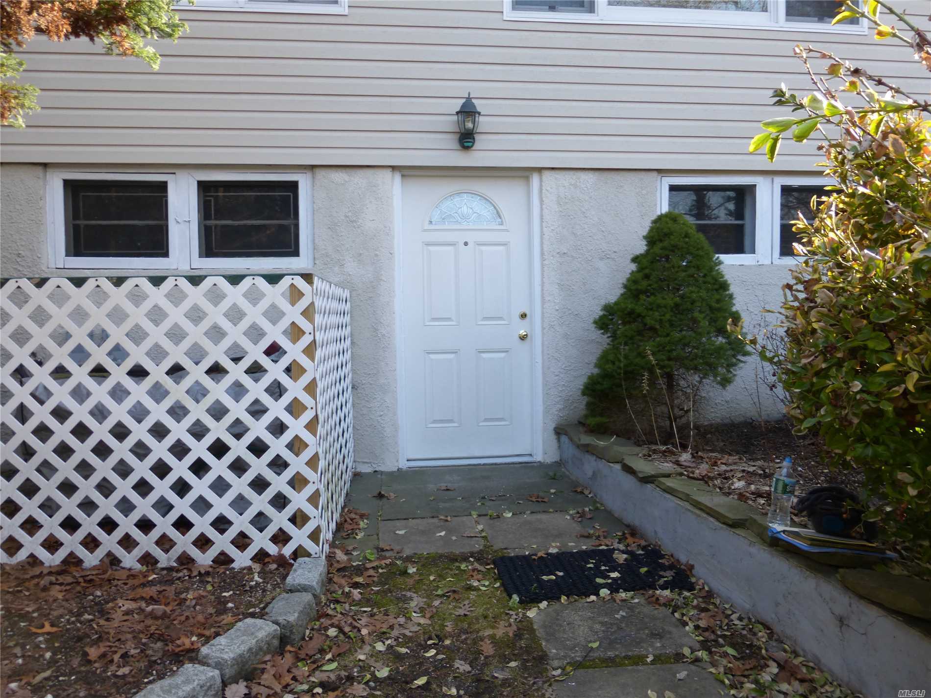 #1 photo, 7 Diamond Court, سوفولك Huntington , NY 11743