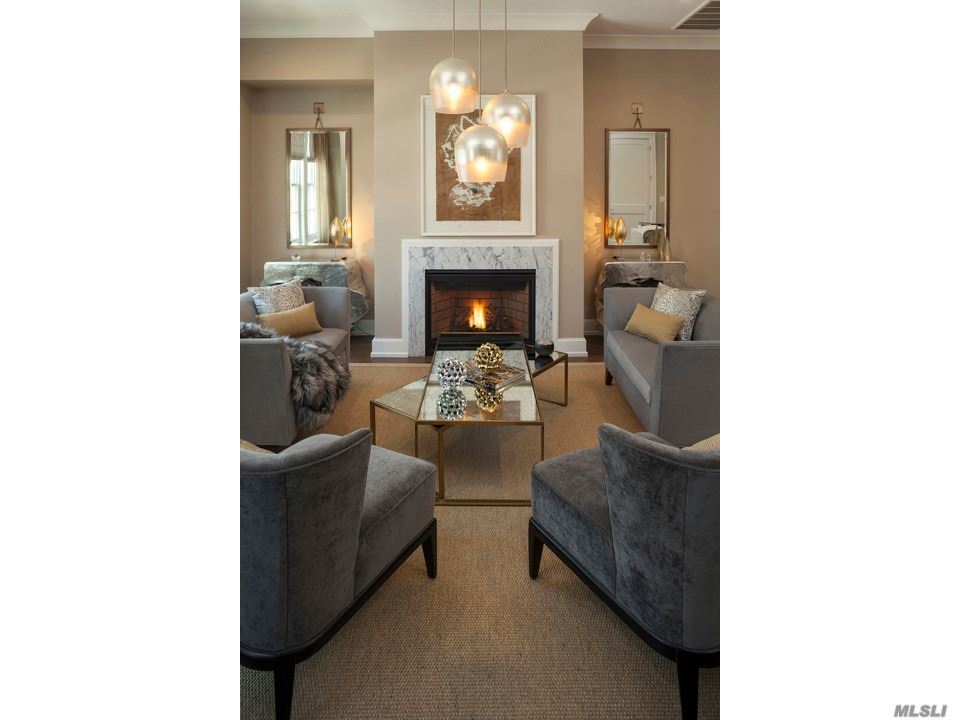 #1 photo, 1407 Old Northern Boulevard, Roslyn , NY 11576