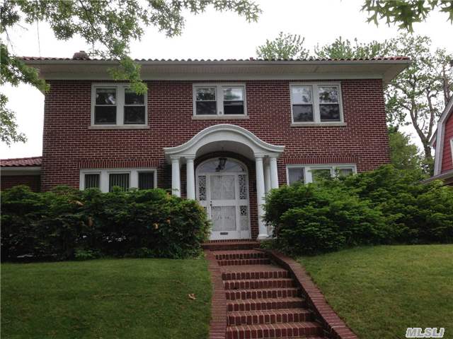 #1 photo, 35-52 162nd St, Flushing , NY 11358