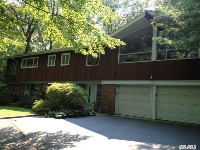 #1 photo, 110 Sea Cove Rd, Northport , NY 11768