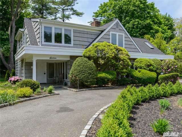 #1 photo, 16 Hayloft Lane, Roslyn Heights , NY 11577