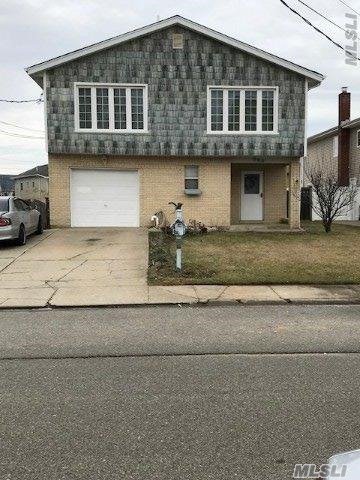 #1 photo, 860 Beach Street, সাফোক কাউন্টি Lindenhurst , NY 11757