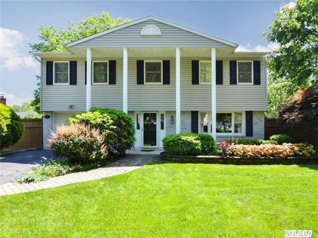 #1 photo, 5 Windgate Dr, E. Northport , NY 11731