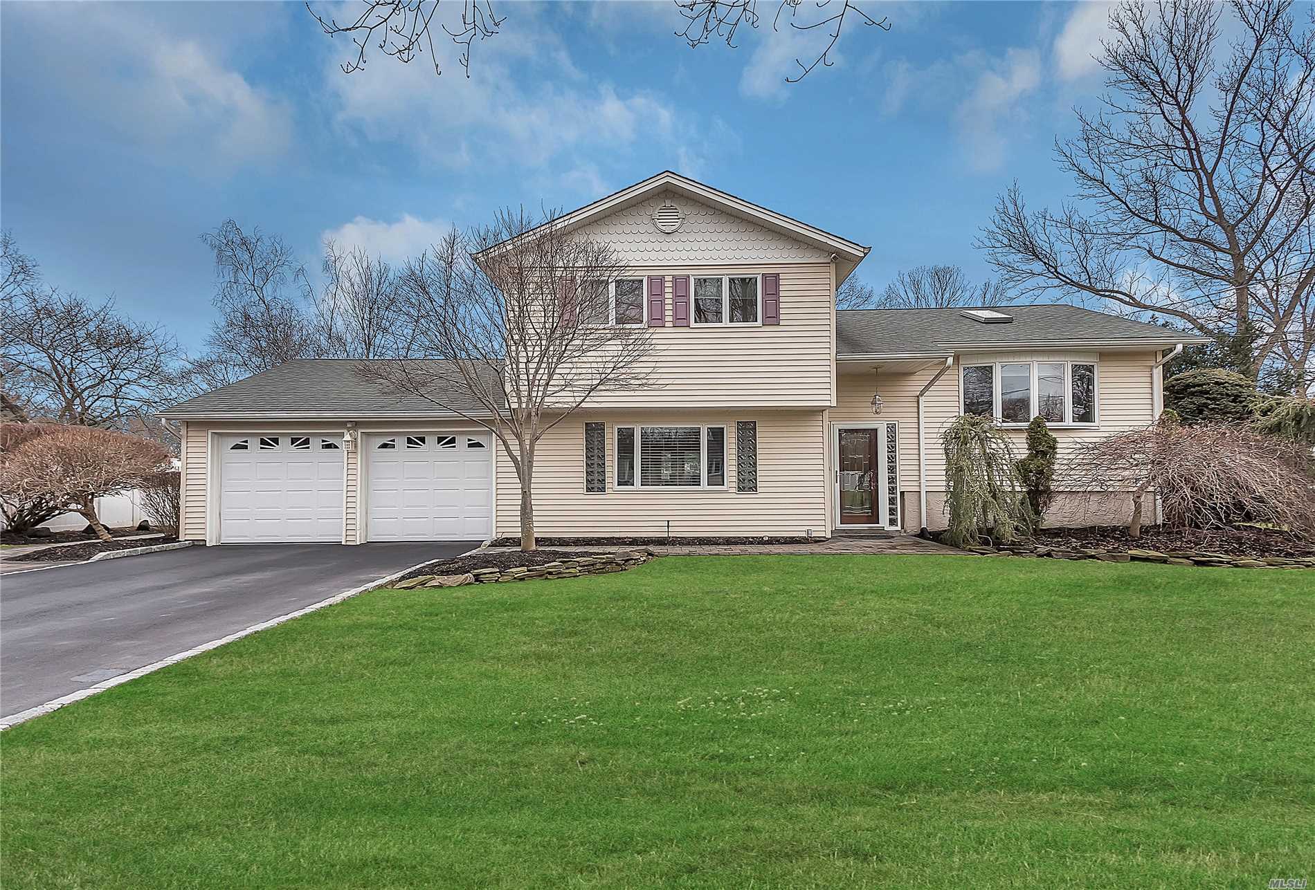 #1 photo, 6 Dean Street, Port Jefferson Station , NY 11776