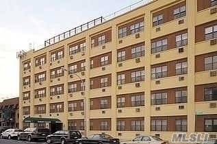 #1 photo, 80-06 47th Avenue, कुईंस Elmhurst , NY 11373