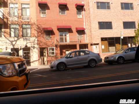 #1 photo, 30-05 Newtown Ave, Astoria , NY 11102