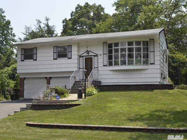 #1 photo, 24 Joyce Dr, サフォーク郡 Hauppauge , NY 11788