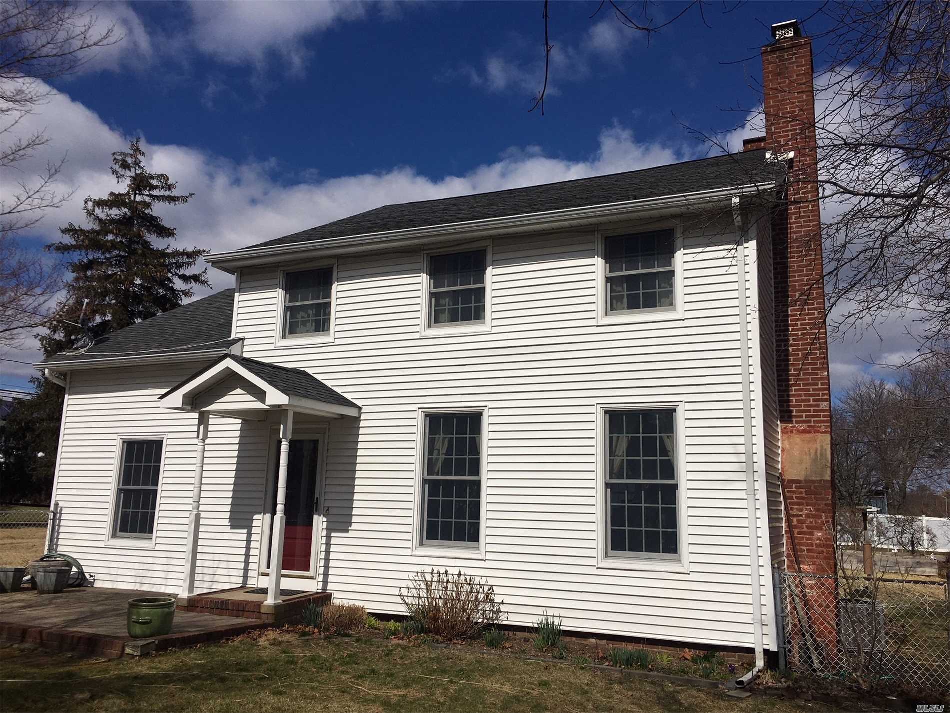 #1 photo, 23 Barberry Road, West Islip , NY 11795