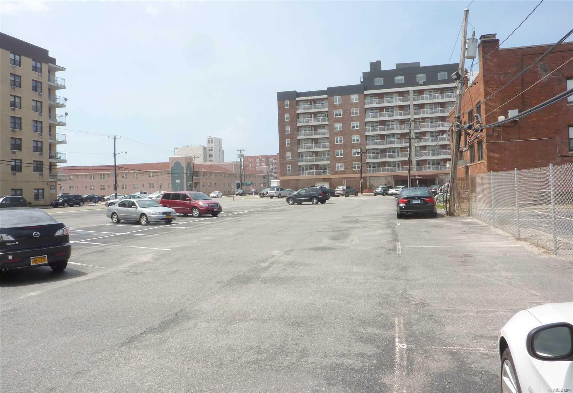 #4 photo, 301 Shore Road, ناسو Long Beach , NY 11561