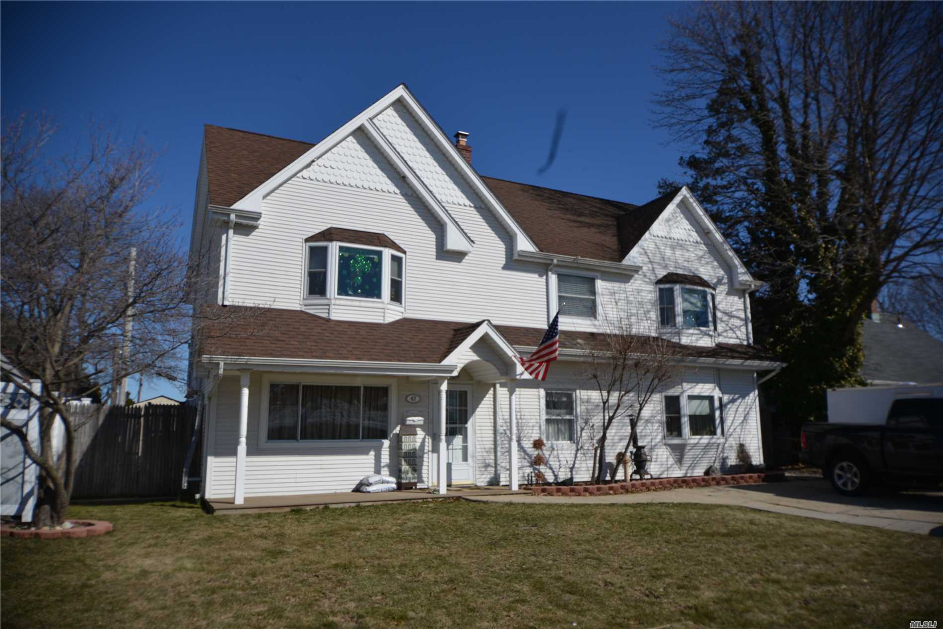 #1 photo, 47 Rolling Lane, Levittown , NY 11756