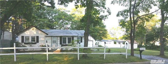 #1 photo, 67 Joseph Pl, サフォーク郡 Nesconset , NY 11767