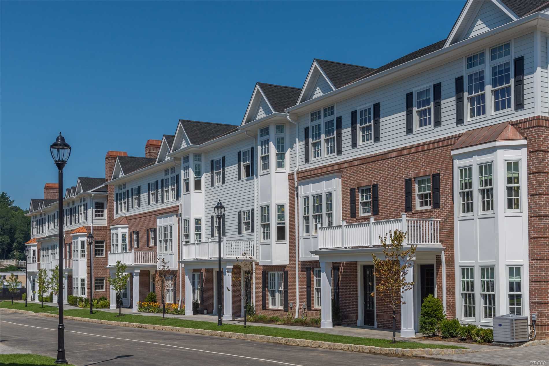 #1 photo, 1407 Old Northern Boulevard, Roslyn , NY 11576