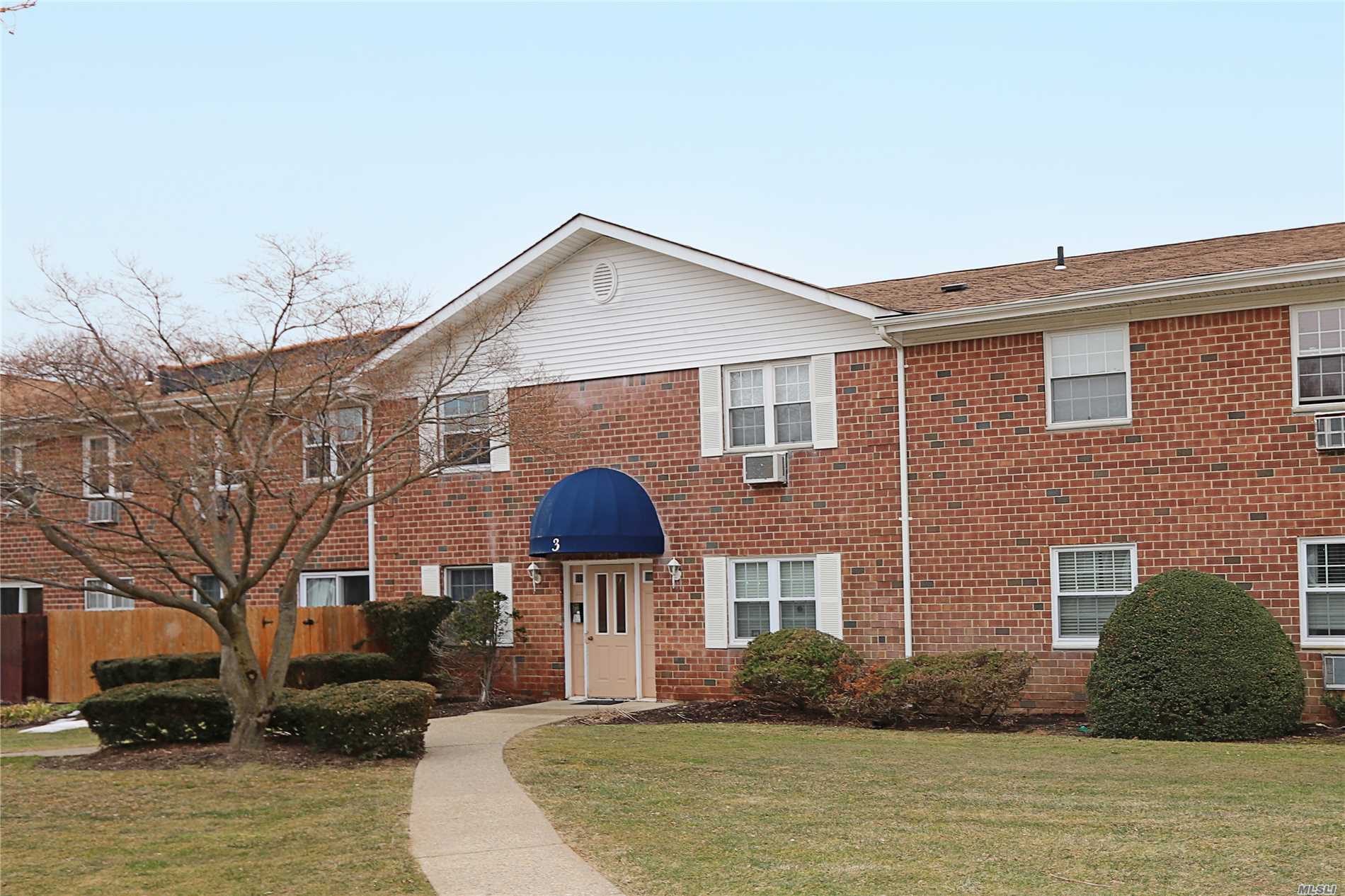 #1 photo, 460 Old Town Road, Port Jefferson Station , NY 11776