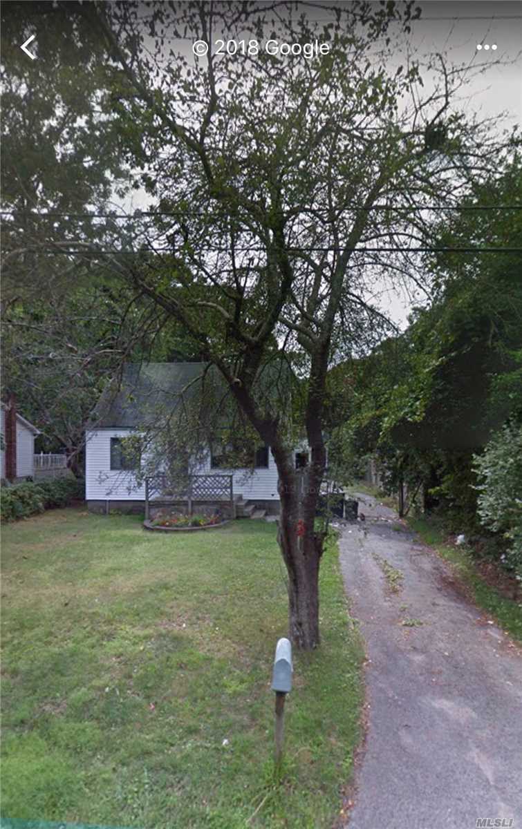 #1 photo, 16 Woodcut Drive, 東長島 Mastic Beach , NY 11951