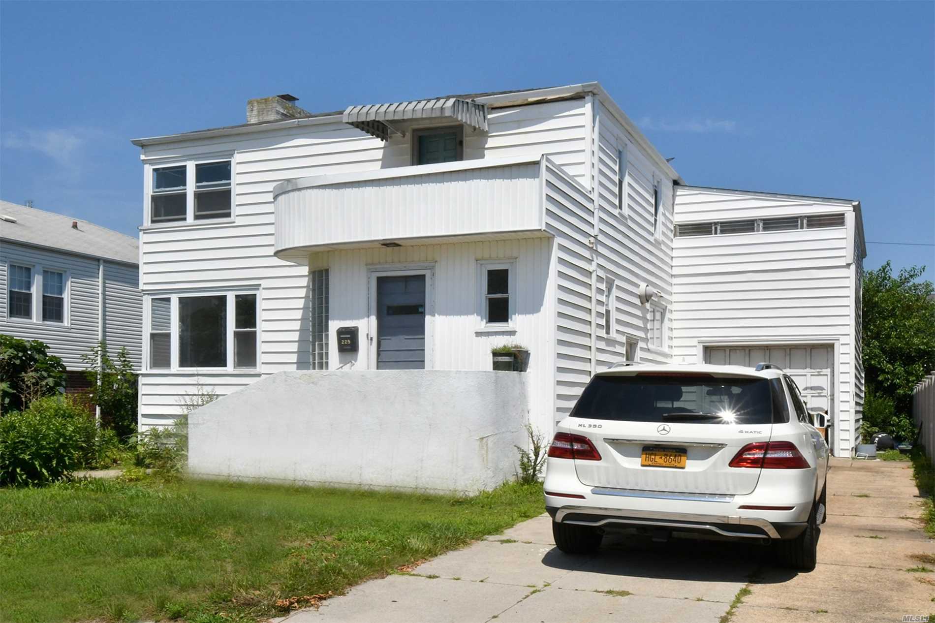 #1 photo, 225 E Penn Street, Long Beach , NY 11561