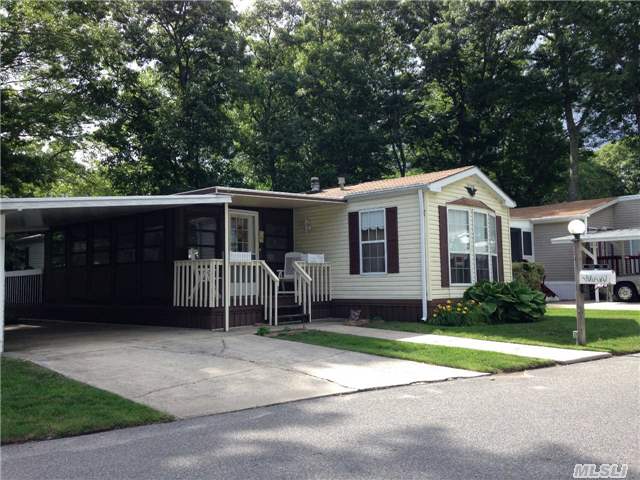 #1 photo, 1661-43 Old Country Rd, Riverhead , NY 11901