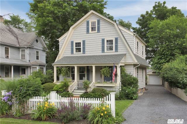 #1 photo, 46 Penataquit Pl, 롱 아일랜드 Huntington , NY 11743