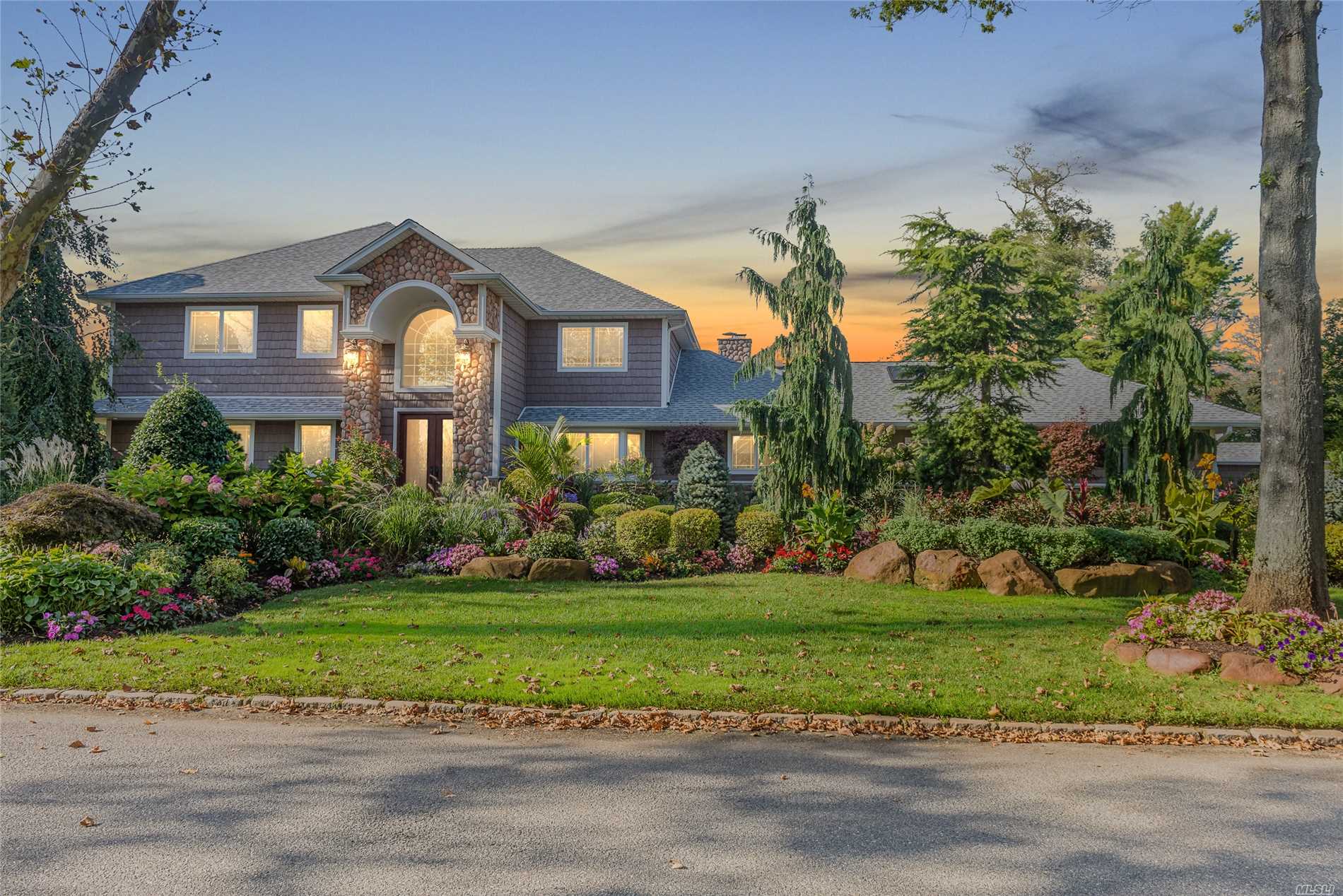 #1 photo, 155 Dolphin Drive, Hewlett Neck , NY 11598