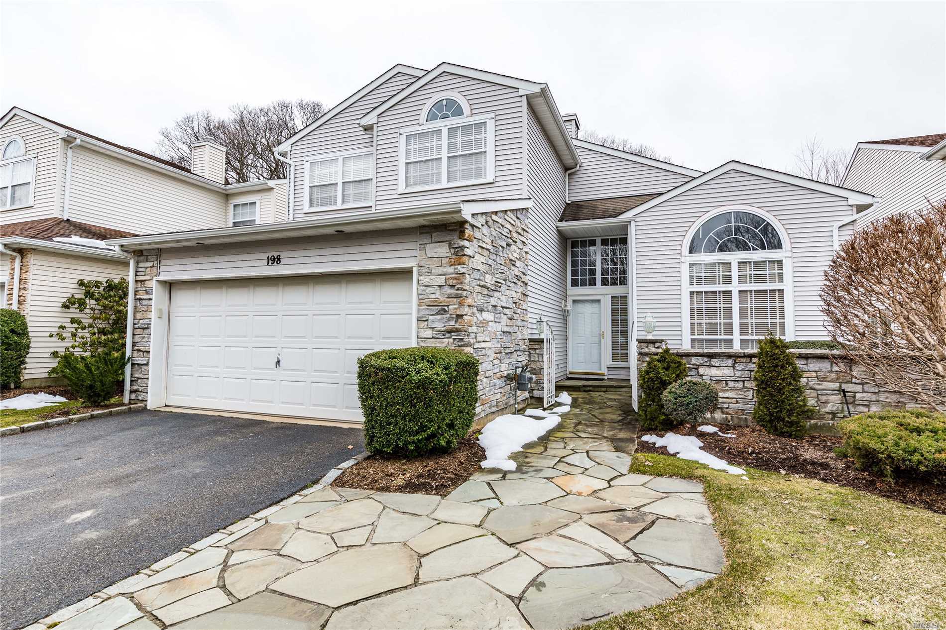 #1 photo, 198 Windwatch Drive, 东长岛 哈帕克 Hauppauge , NY 11788