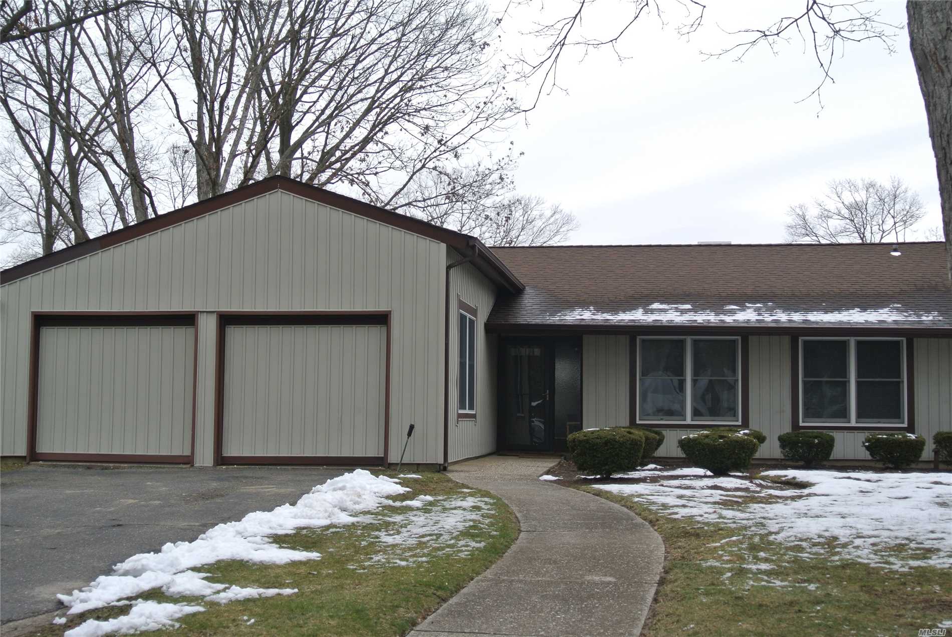 #1 photo, 1 Birdseye Circle, Stony Brook , NY 11790