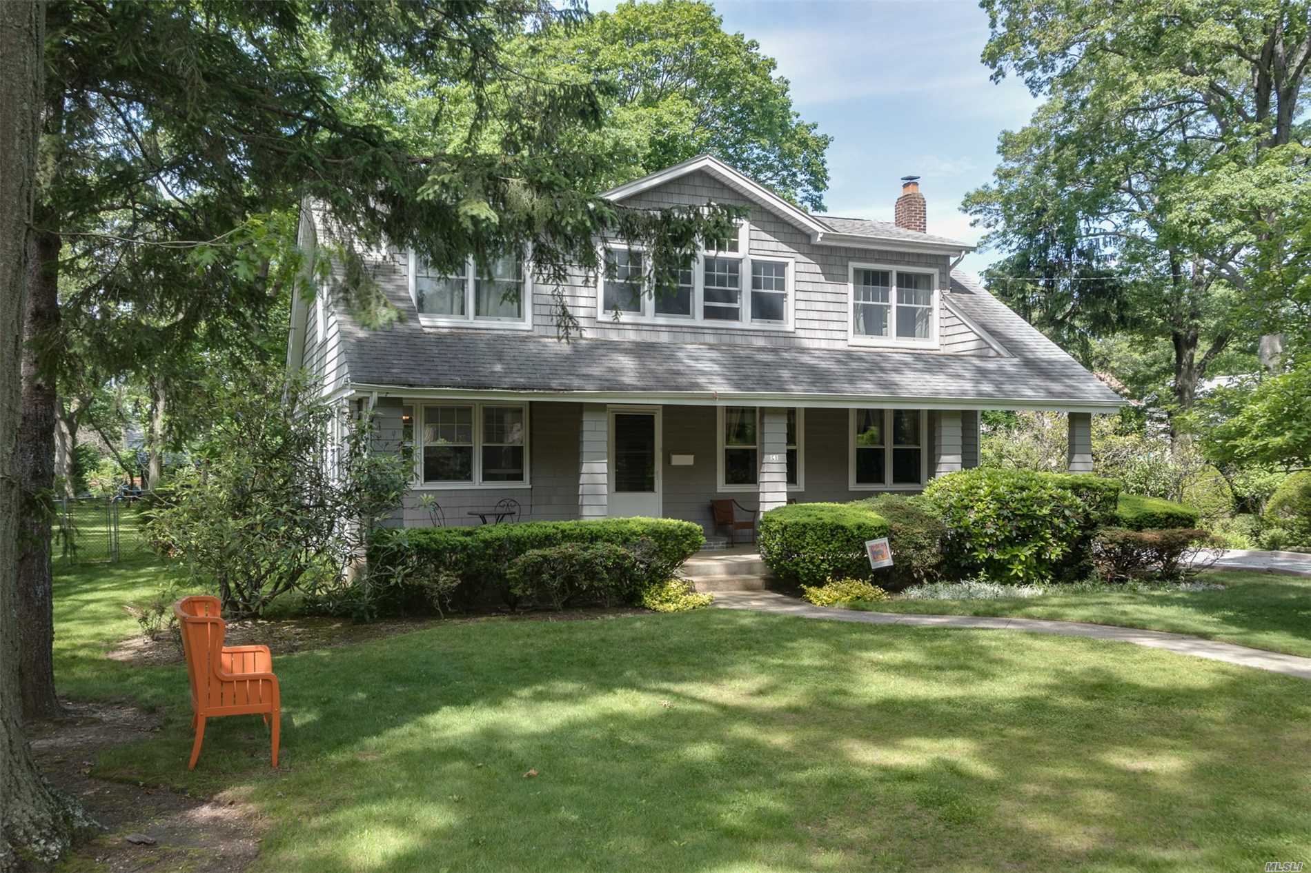 #1 photo, 141 N Hewlett Avenue, Merrick , NY 11566