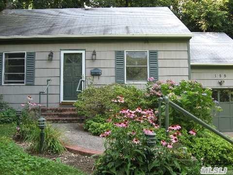 #1 photo, 155 Woodbury Rd, サフォーク郡 Huntington , NY 11743