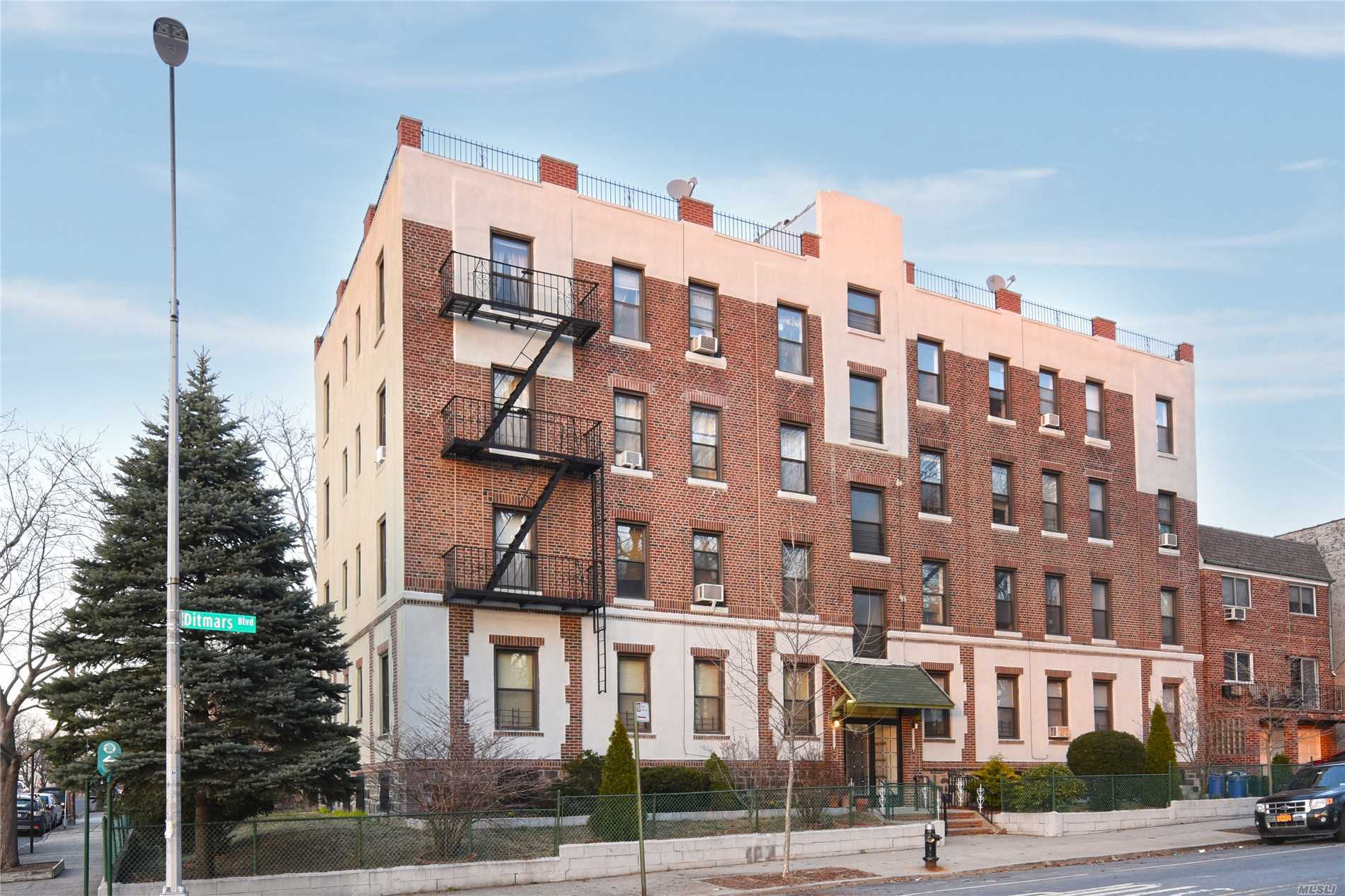 #1 photo, 18-05 Ditmars Boulevard, كوينز Astoria , NY 11105