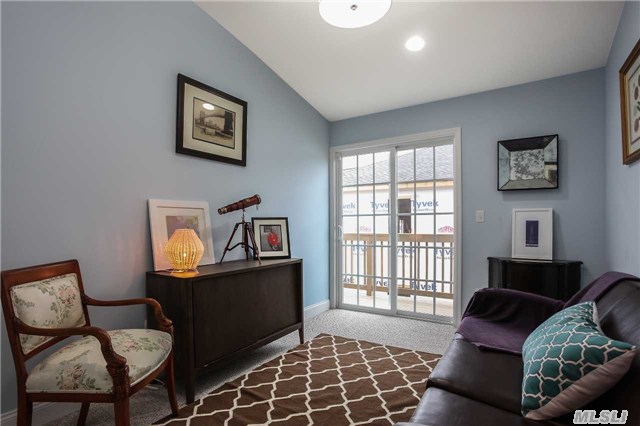 #1 photo, 1461 Dutch Broadway, ناسو Valley Stream , NY 11580