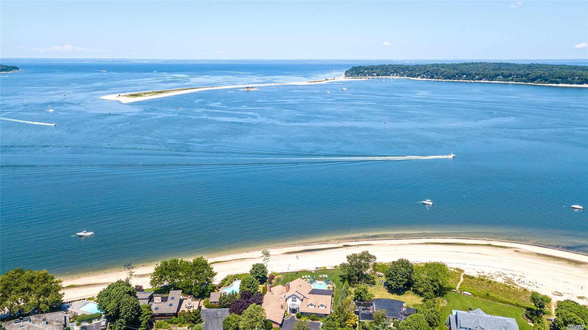 #1 photo, 99 Crescent Beach Drive, מחוז סאפוק Huntington Bay , NY 11743