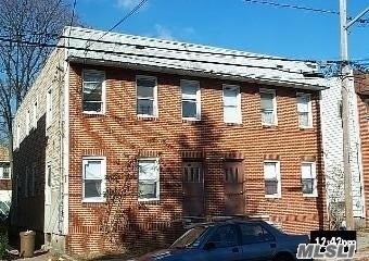 #1 photo, 73-75 Albemarle Avenue, ナッソー郡 Hempstead , NY 11550