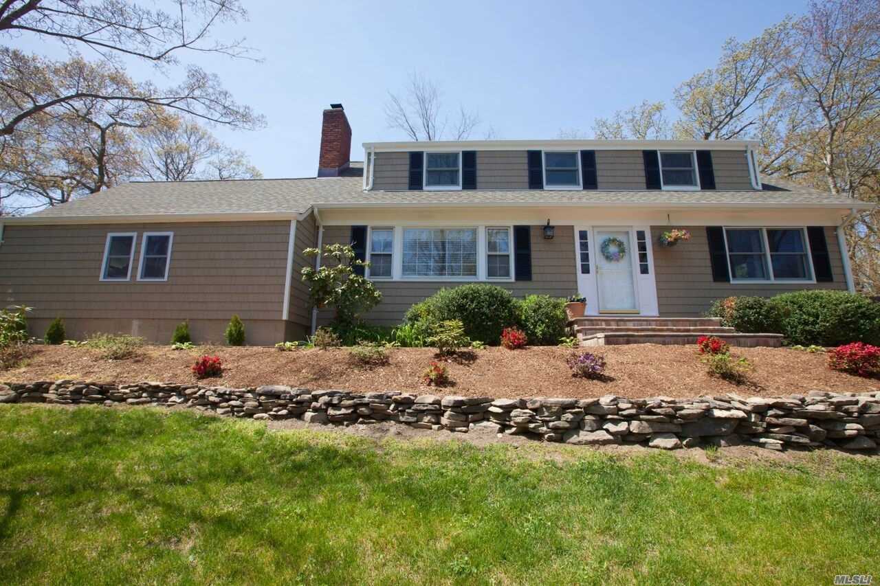 #1 photo, 20 Brewster Hill Road, 東長島 Setauket , NY 11733