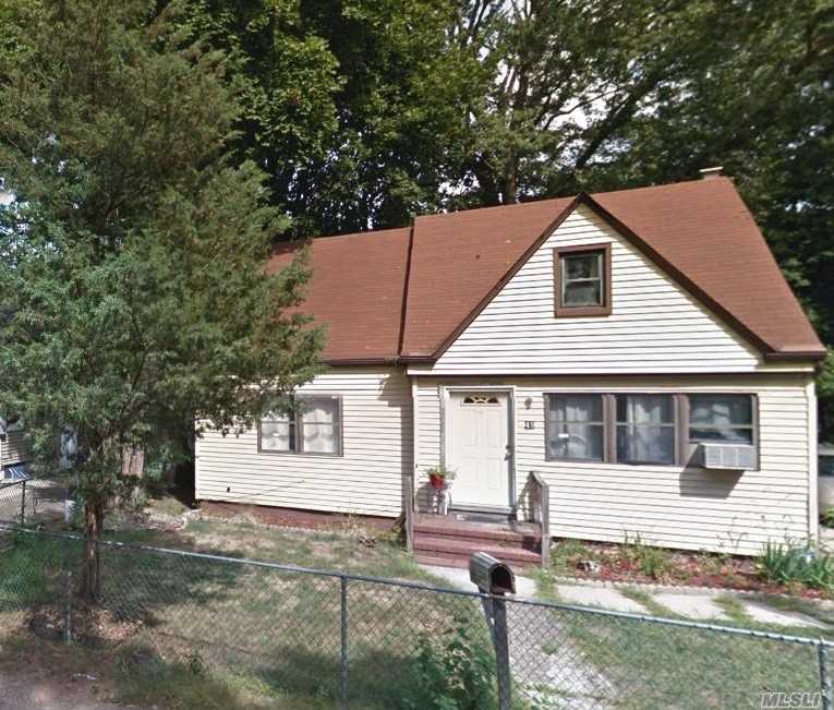#1 photo, 49 N 15th St, Wyandanch , NY 11798