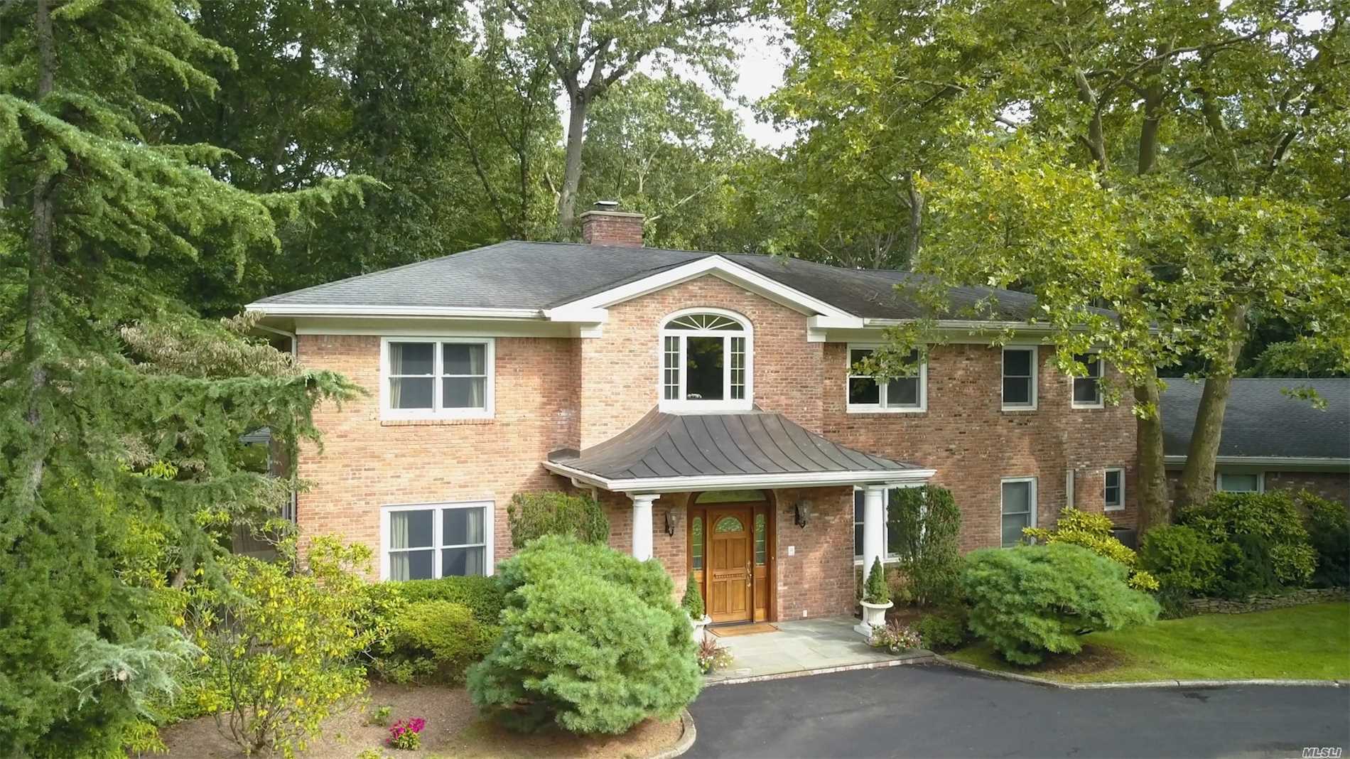 #1 photo, 31 Kodiak Drive, Woodbury , NY 11797