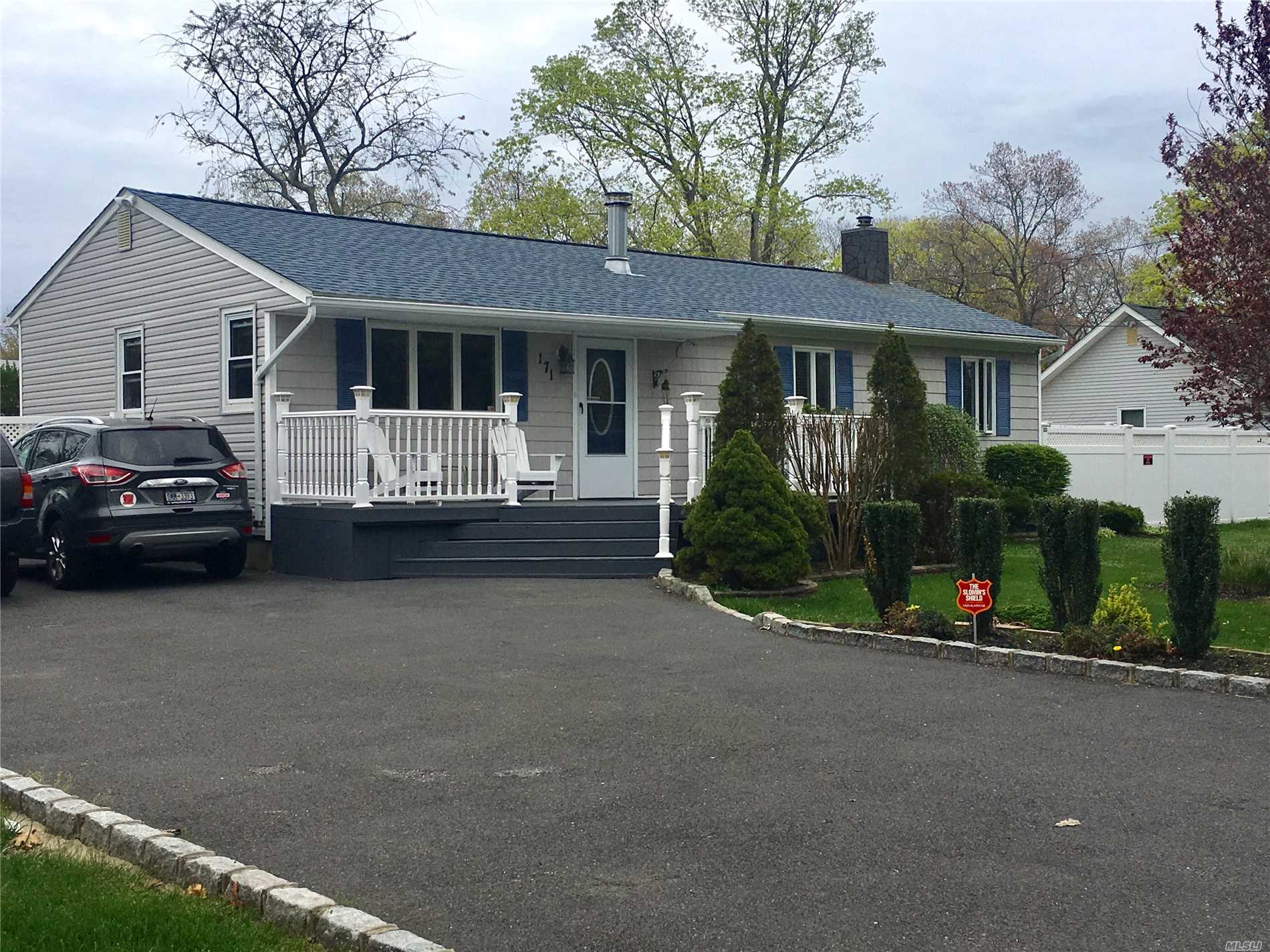 #1 photo, 171 Whittier Drive, Mastic Beach , NY 11951