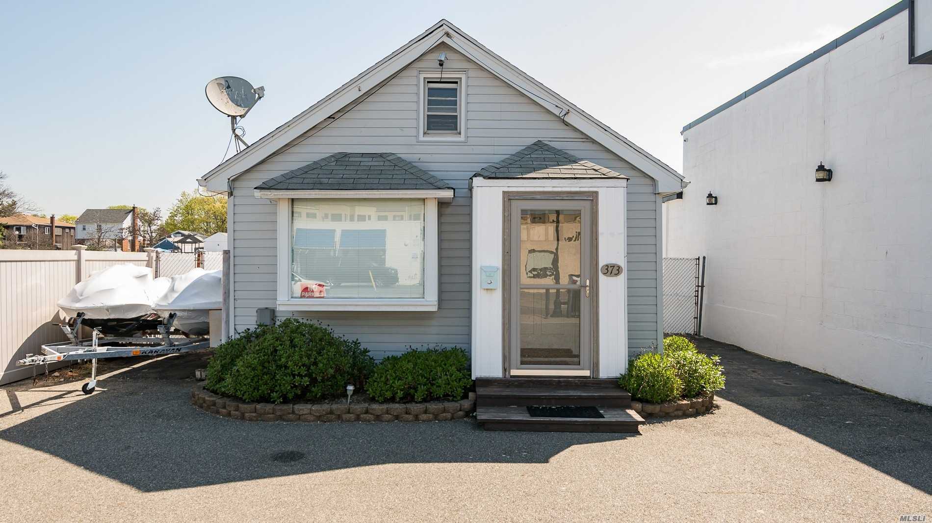 #1 photo, 373 Woodcleft Avenue, Freeport , NY 11520