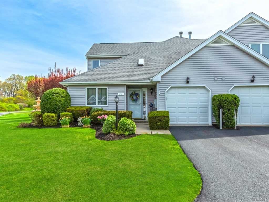 #1 photo, 4001 The Fairway, Baiting Hollow , NY 11933