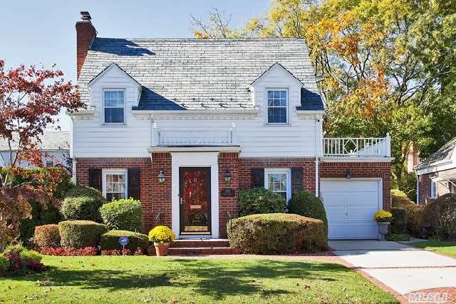 #1 photo, 295 Brixton South Road, ناسو Garden City South , NY 11530