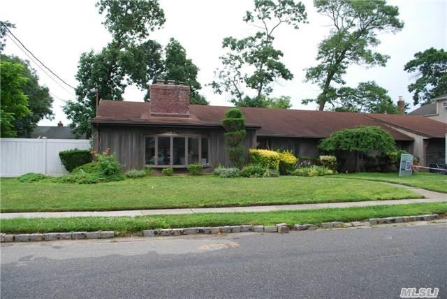 #1 photo, 18 S Bay Place, 長島 Massapequa , NY 11758