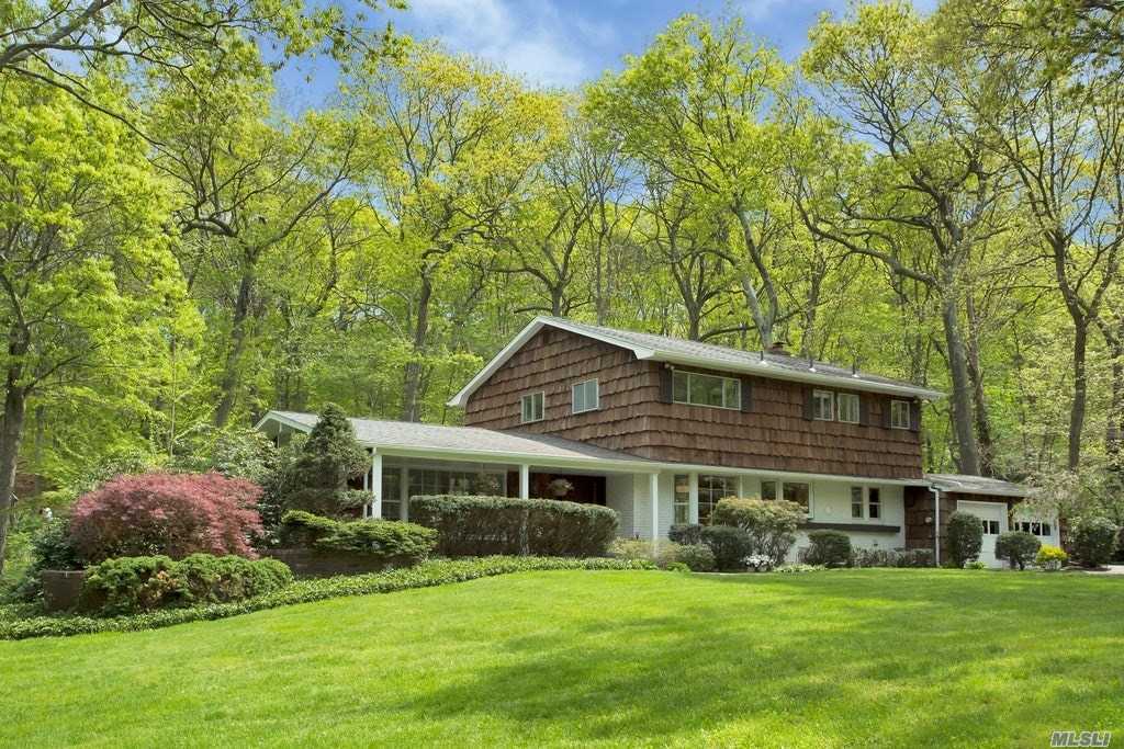 #1 photo, 3 Ponderosa Drive, Melville , NY 11747