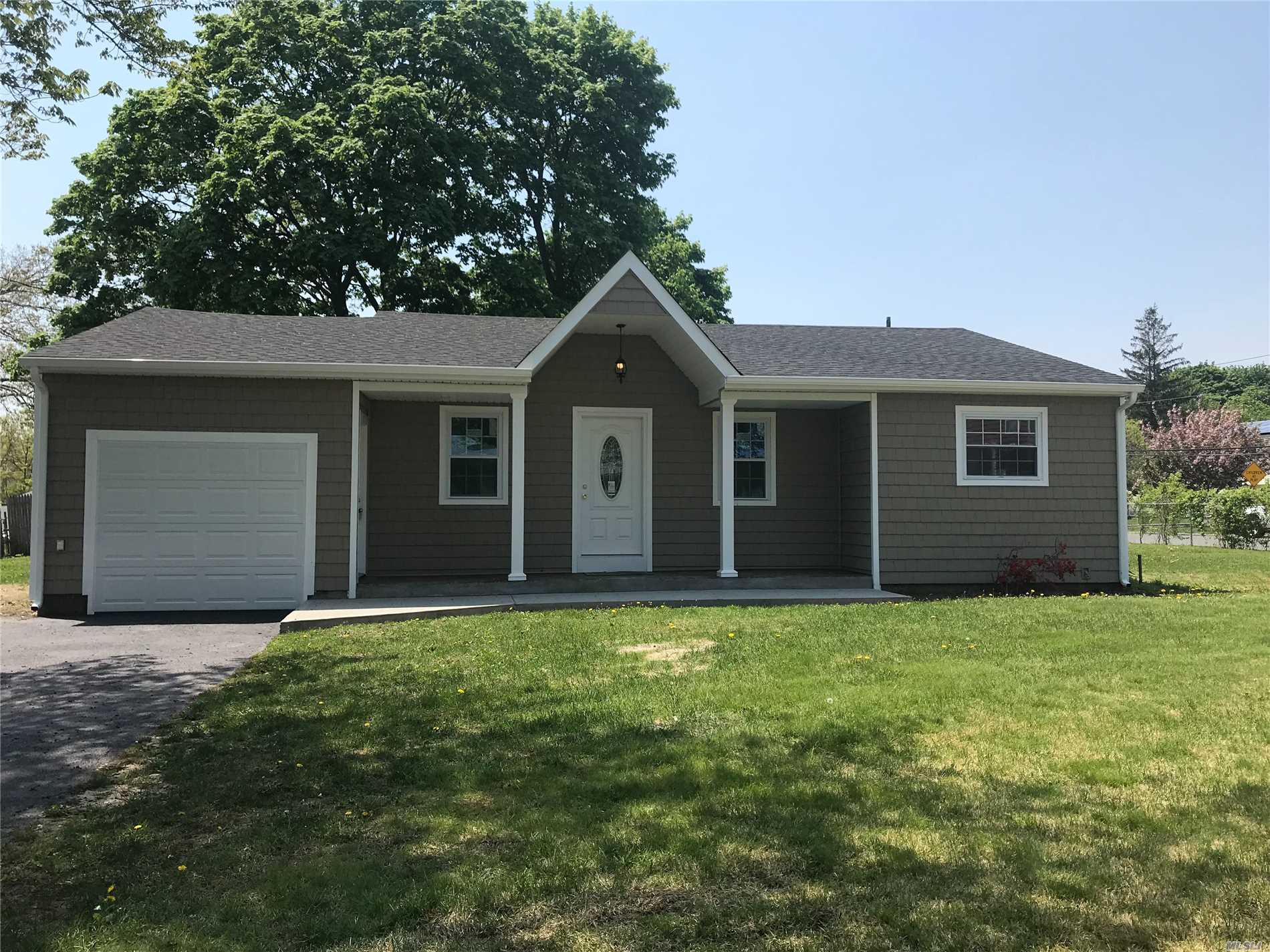 #1 photo, 1234 Little East Neck Road, W. Babylon , NY 11704