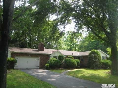 #1 photo, 7 Radcliff Drive, Huntington , NY 11743