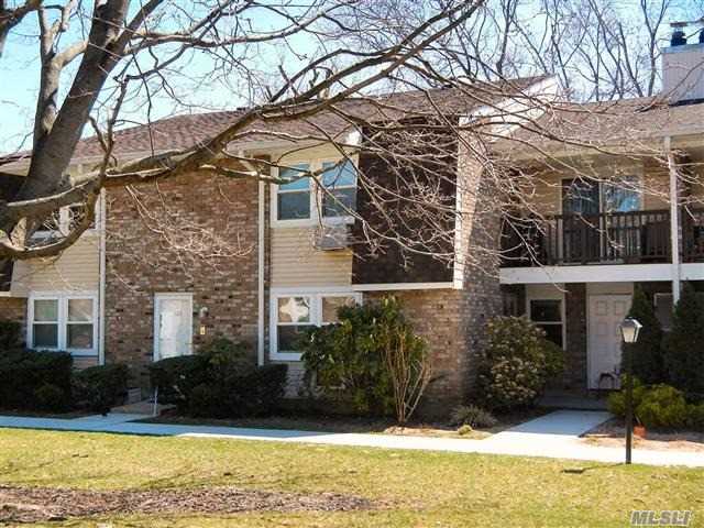 #1 photo, 138 Millard Ave, W. Babylon , NY 11704
