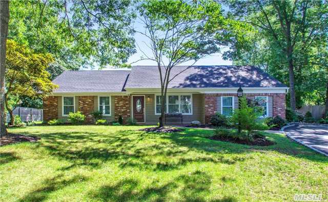 #1 photo, 59 Griffin Drive, Mount Sinai , NY 11766