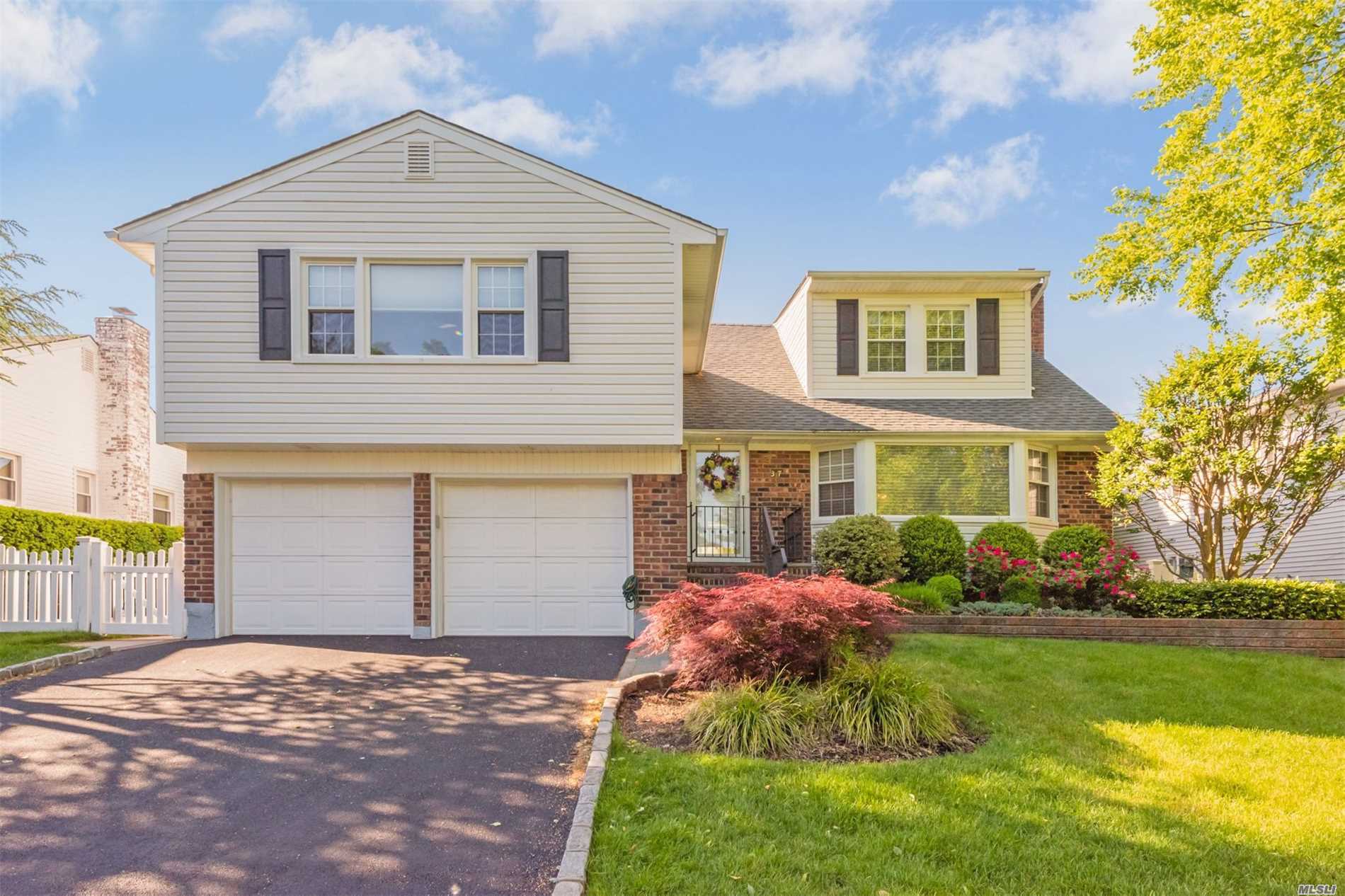 #1 photo, 37 Homestead Avenue, 롱 아일랜드 Garden City , NY 11530