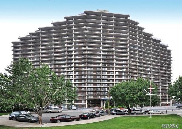 #1 photo, 25-40 Shore Blvd, Astoria , NY 11102