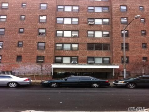 #1 photo, 143-36 Barclay Avenue, クイーンズ区 Flushing , NY 11355