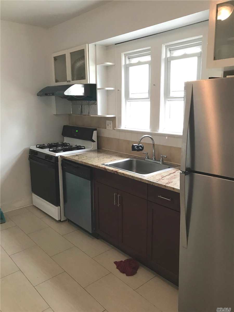 #1 photo, 119-40 7th Ave, College Point , NY 11356